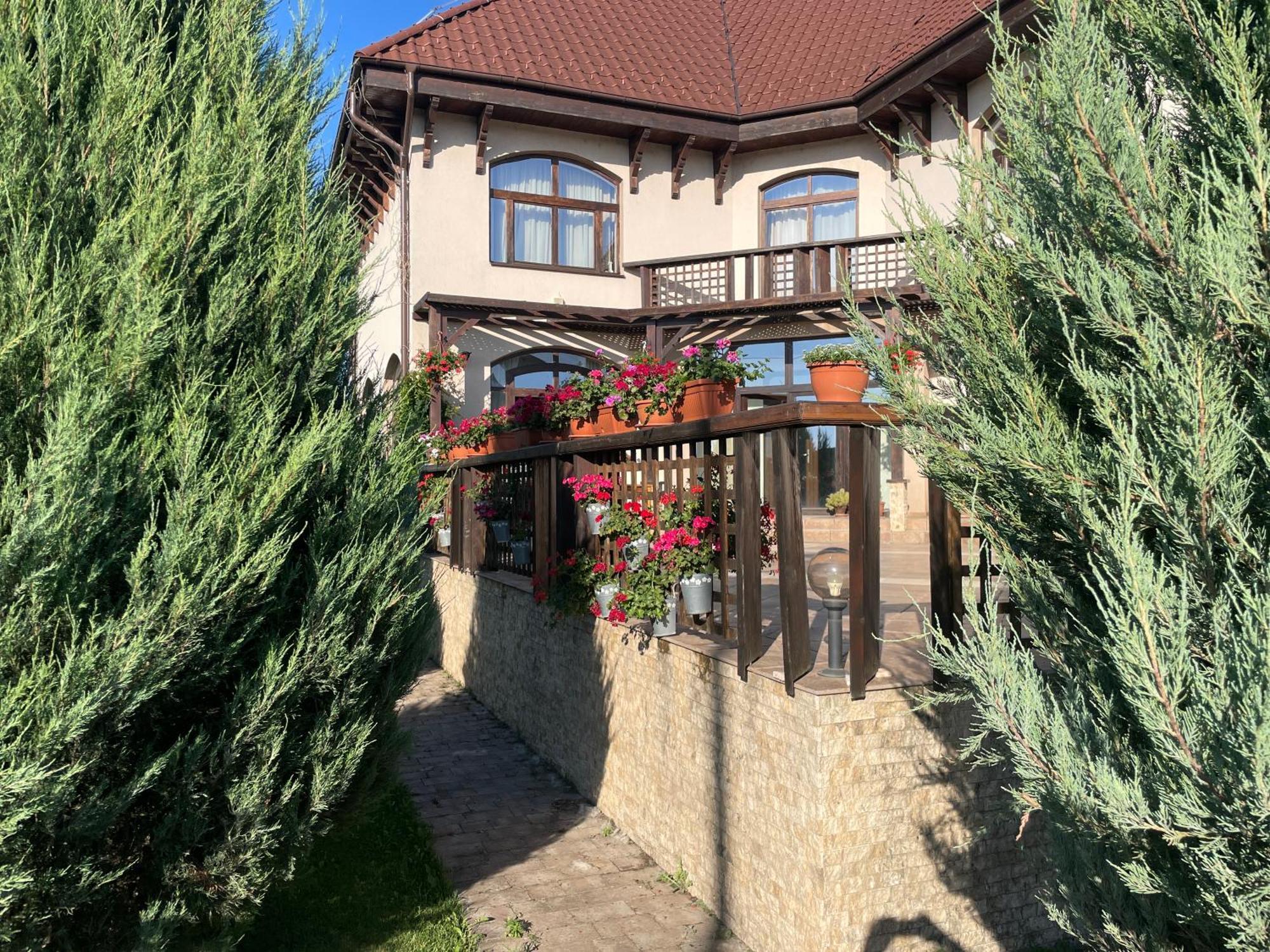 Pensiunea Cristina Malu Mare Exterior photo